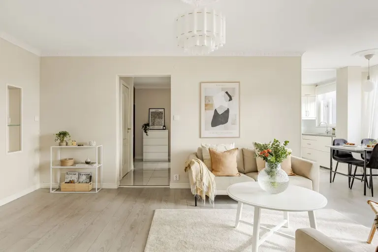 Bostadsrätt med 4 rum på Munkhagsgatan 126 i Linköping, bild 3 av 4