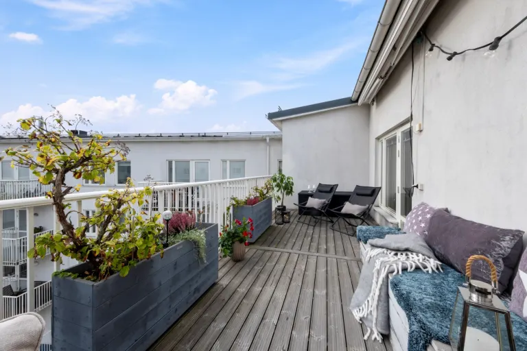 Bostadsrätt med 3 rum på Vinodlargatan 9 i Stockholm, bild 2 av 5