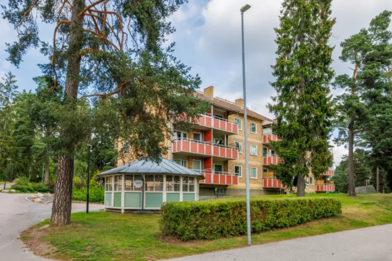 Hyresrätt med 2 rum på Skogsvägen 3A i Hallstahammar