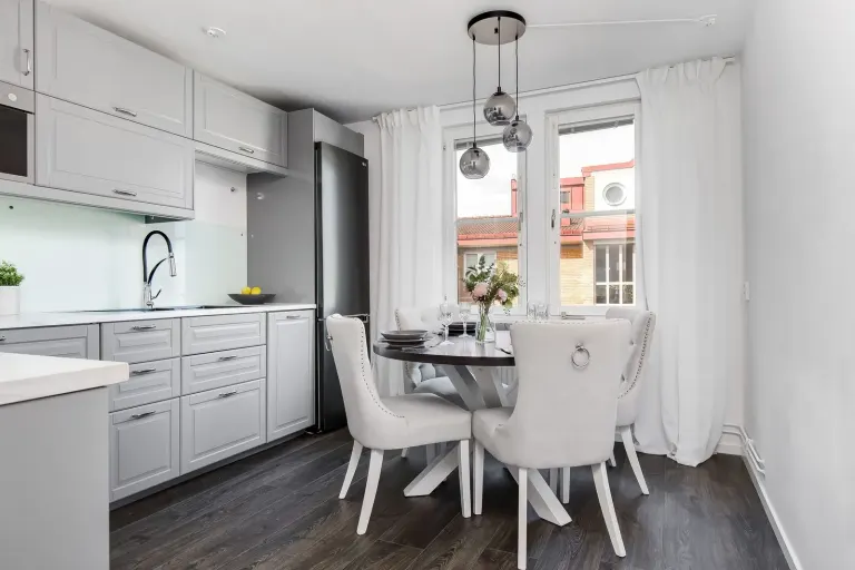 Bostadsrätt med 2 rum på S:t Persgatan 37 i Norrköping, bild 2 av 4