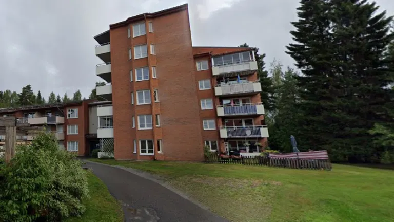 Hyresrätt med 1 rum på Stackgatan 15C i Skellefteå, bild 2 av 3