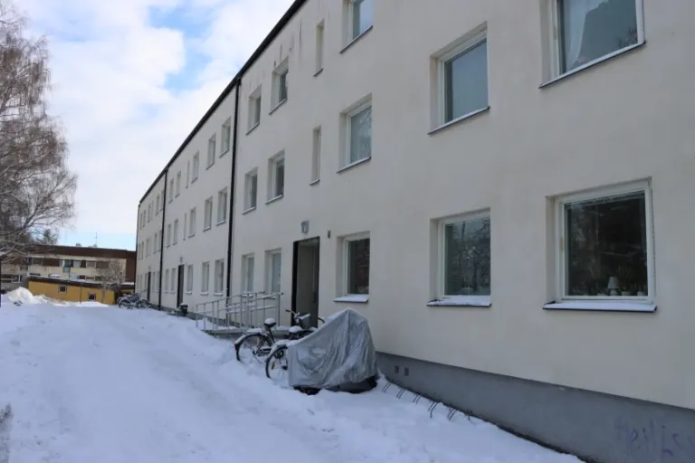 Hyresrätt med 3 rum på Kapellvägen 61F i Finspång, bild 3 av 4