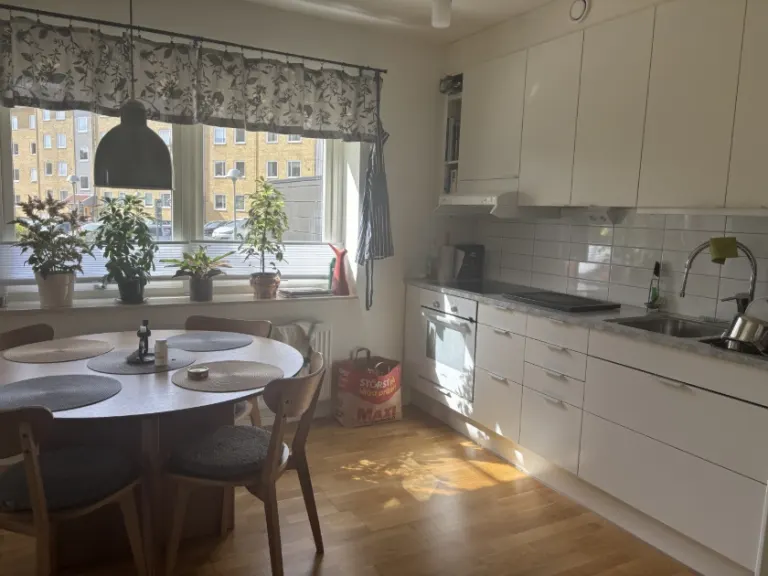 Hyresrätt med 2 rum på Liebäckskroken 8 i Helsingborg, bild 2 av 5