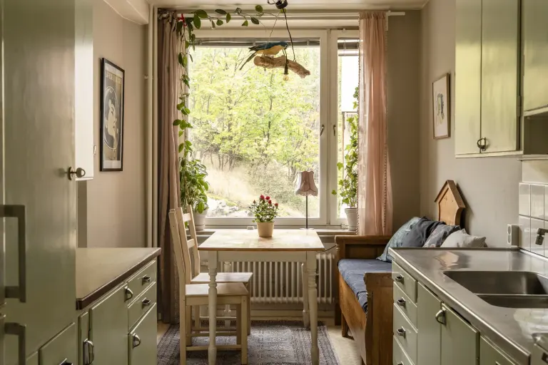 Bostadsrätt med 3 rum på Fregattvägen 4 i Stockholm, bild 3 av 4