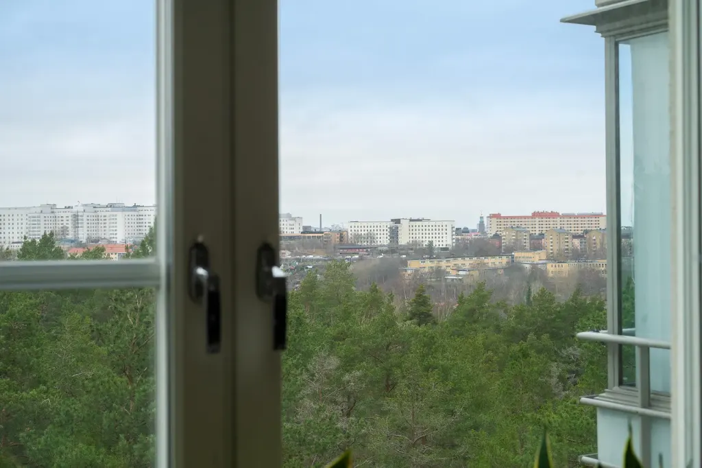 Bostadsrätt med 2 rum på Marviksvägen 10 i Stockholm, bild 3 av 4