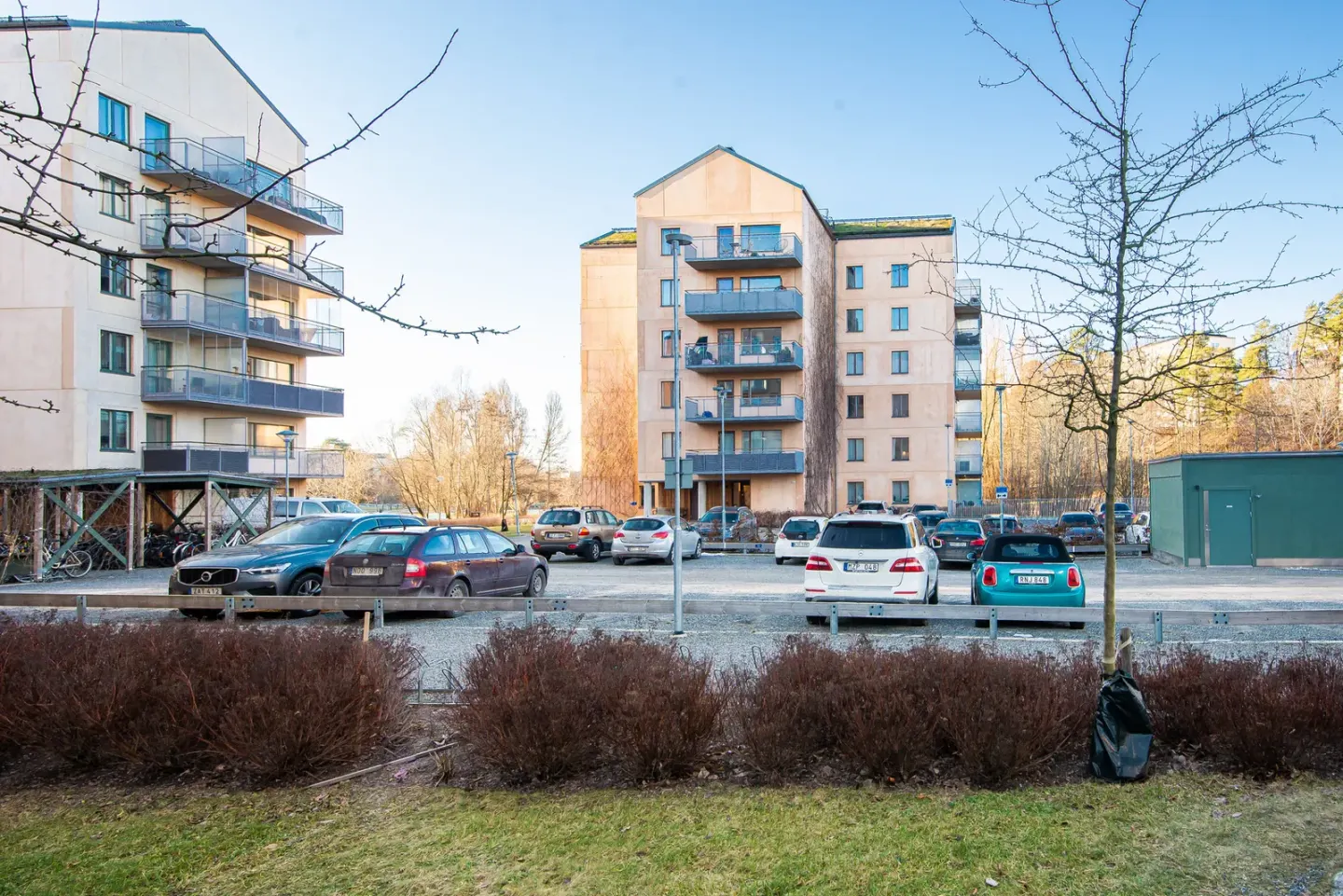 Bostadsrätt med 4 rum på Ulvsättragränd 9 i Järfälla, bild 3 av 4