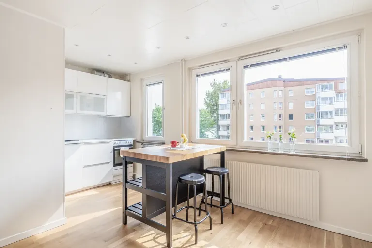 Bostadsrätt med 1 rum på Östra Storgatan 107A i Jönköping, bild 2 av 4