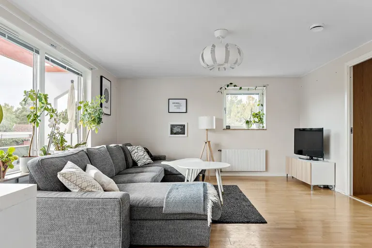 Bostadsrätt med 4 rum på Altfiolsvägen 6 i Uppsala