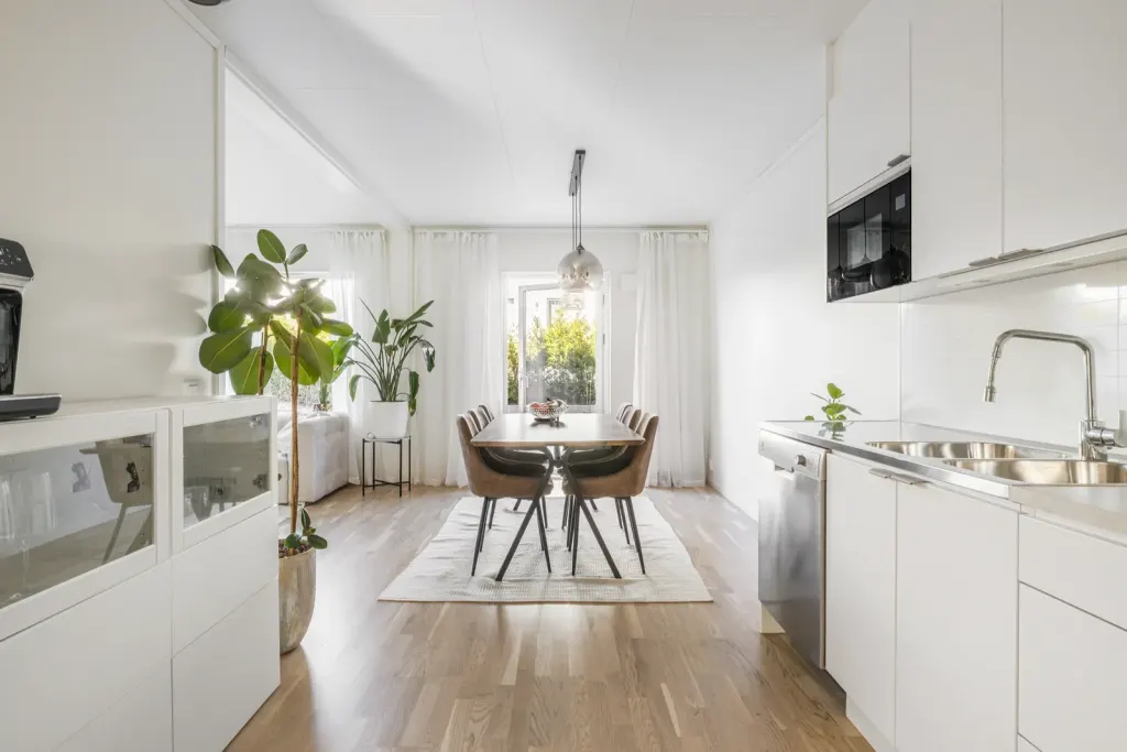 Bostadsrätt med 5 rum på Pengabergsvägen 101 i Jönköping, bild 4 av 4