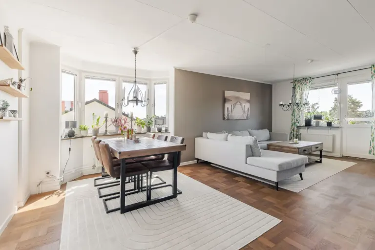 Bostadsrätt med 4 rum på Tingstugatan 42A i Strängnäs