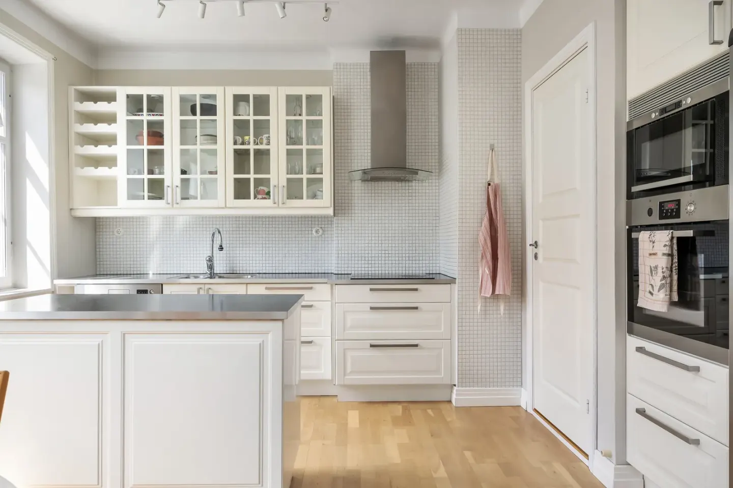 Bostadsrätt med 6 rum på Trozelligatan 13U4 i Norrköping, bild 4 av 4