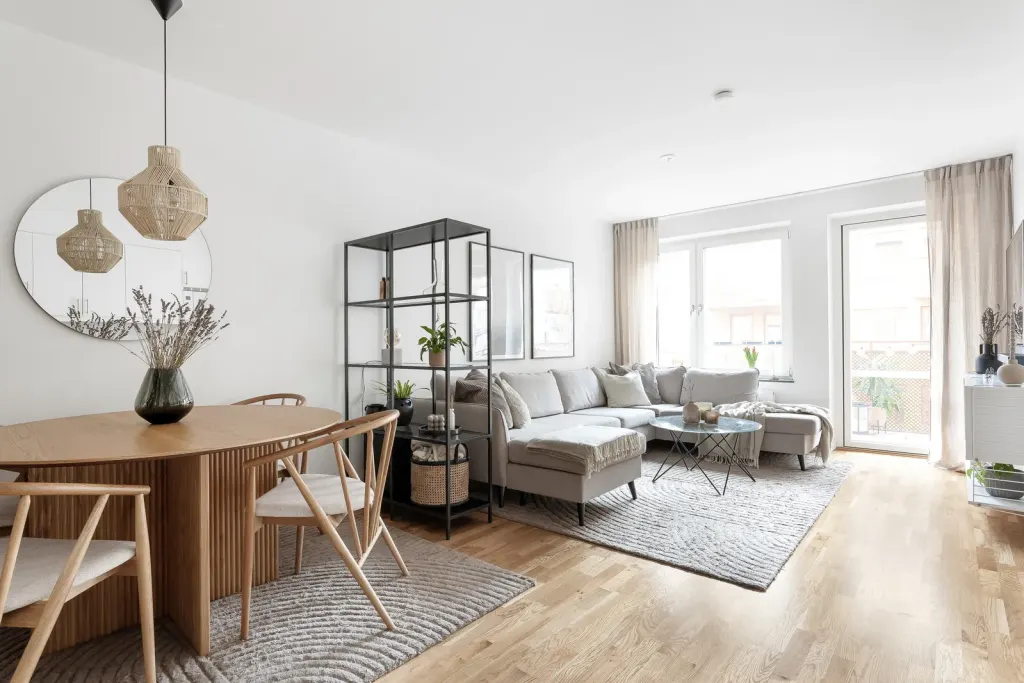 Bostadsrätt med 2 rum på Östersundsgatan 4 i Stockholm, bild 2 av 4