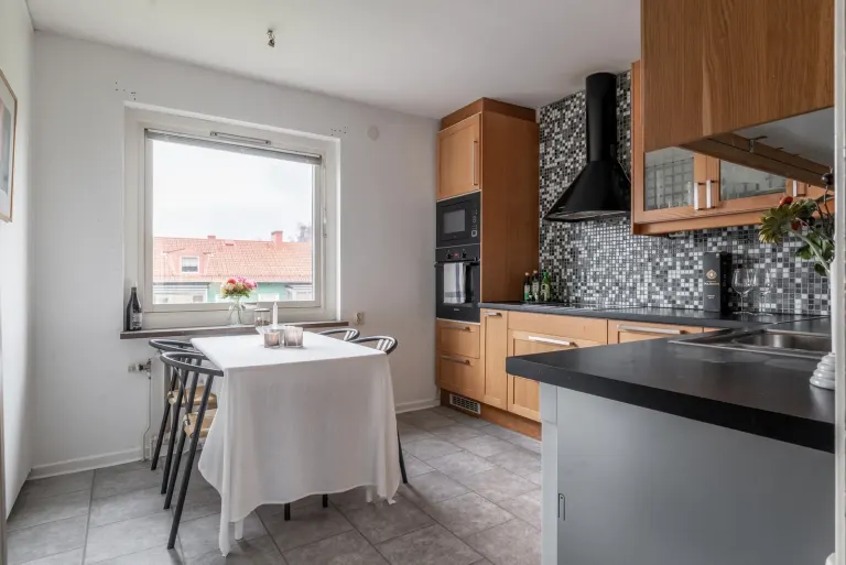 Bostadsrätt med 2 rum på Norra Sjöbogatan 42 i Borås, bild 2 av 4