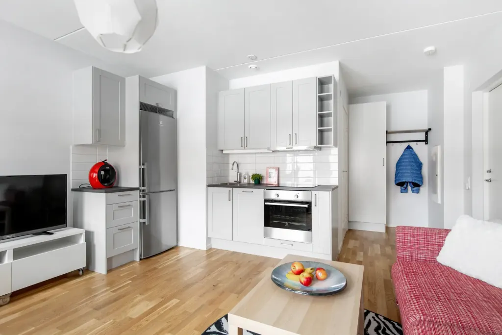 Bostadsrätt med 1 rum på Sörgärdsgatan 24B i Strängnäs, bild 2 av 4