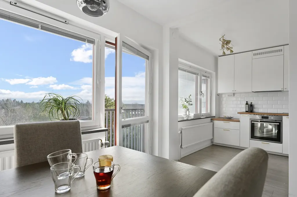 Bostadsrätt med 2 rum på Spelvägen 3 i Huddinge, bild 2 av 4
