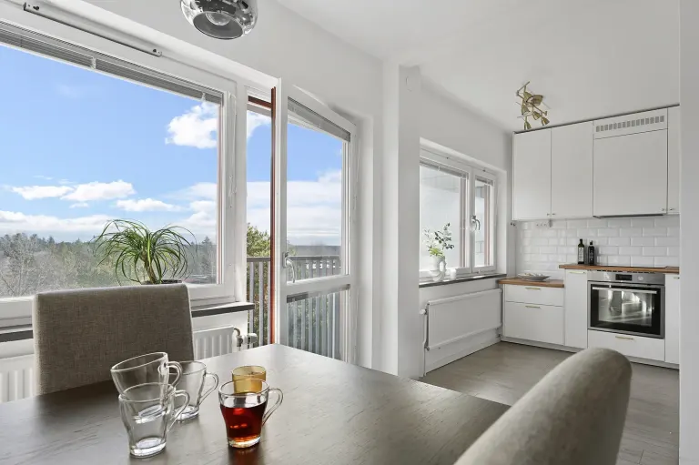 Bostadsrätt med 2 rum på Spelvägen 3 i Huddinge, bild 2 av 4