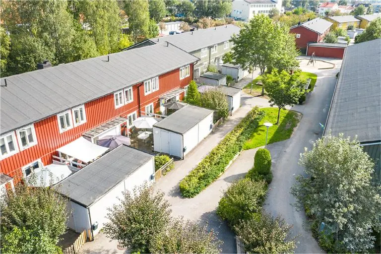 Hyresrätt med 4 rum på Tättingvägen 47 i Värnamo, bild 2 av 3