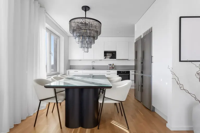 Bostadsrätt med 3 rum på Mäldgatan 12 i Järfälla, bild 3 av 4