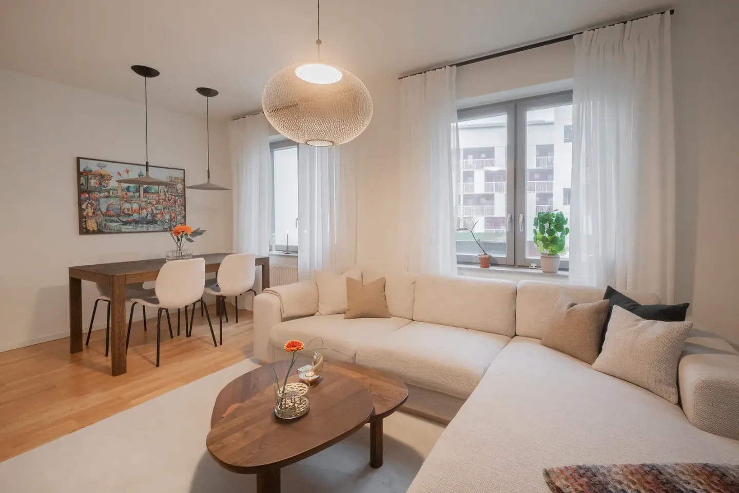 Bostadsrätt med 2 rum på Kansligränd 2 i Huddinge