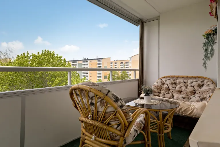 Bostadsrätt med 2 rum på Klövervägen 9 i Botkyrka, bild 4 av 5