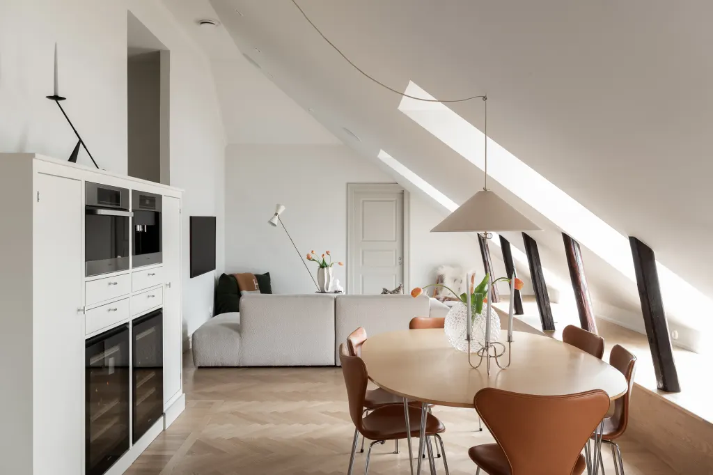 Bostadsrätt med 3 rum på Mjölnarvägen 26 i Nacka, bild 4 av 5