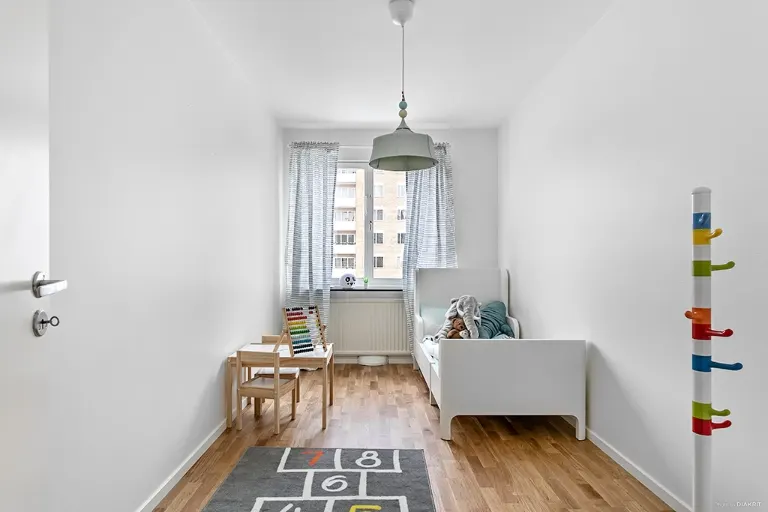 Hyresrätt med 3 rum på Årbygatan 25A i Eskilstuna, bild 4 av 5