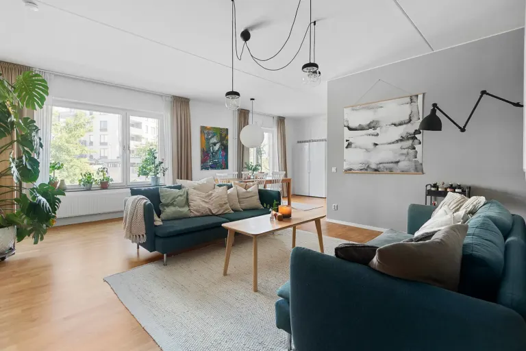Bostadsrätt med 4 rum på Parkvägen 9 i Järfälla, bild 3 av 4