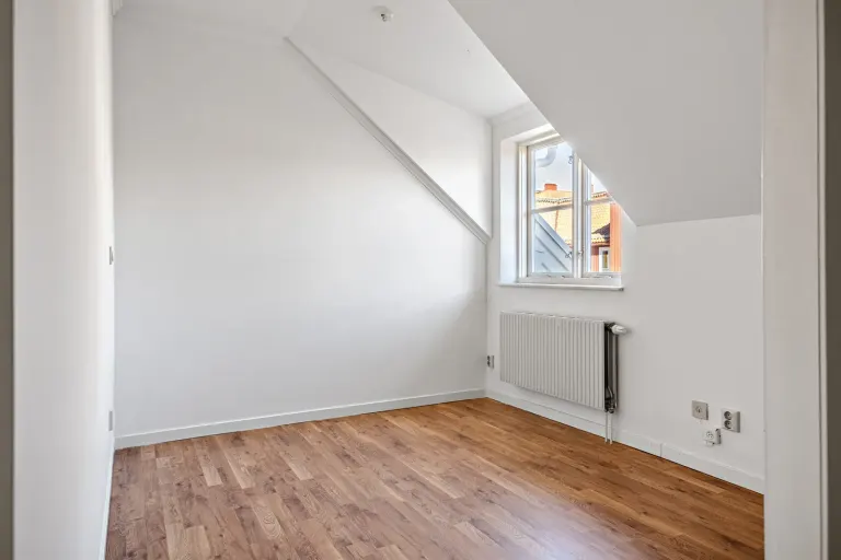 Bostadsrätt med 2 rum på Smedjegatan 38 i Jönköping, bild 2 av 4