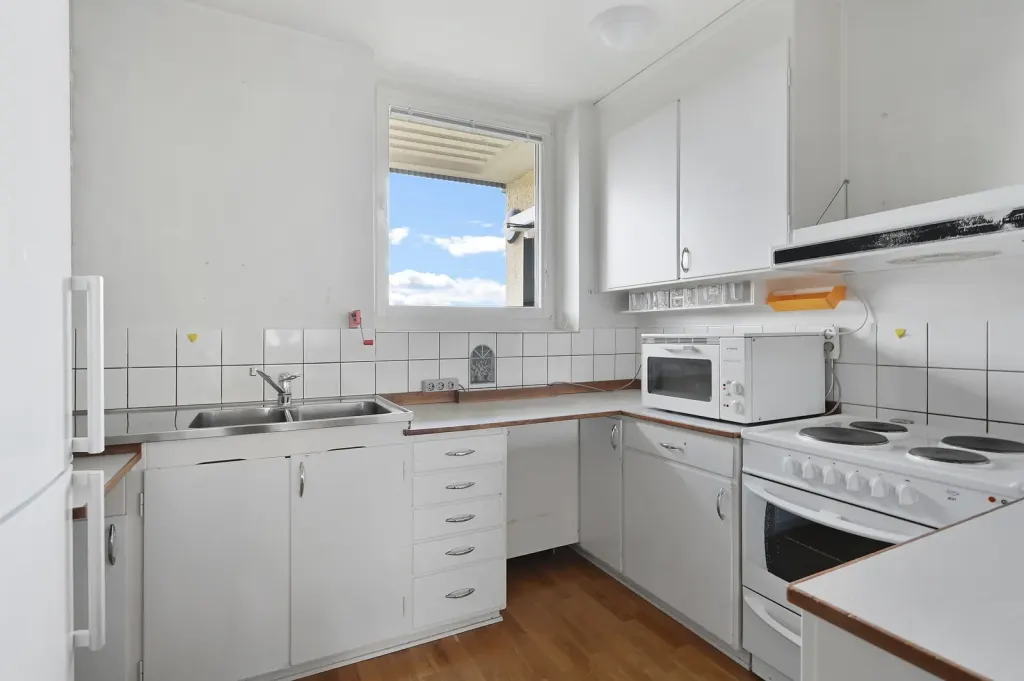 Bostadsrätt med 3 rum på Loftvägen 19 i Huddinge, bild 2 av 4