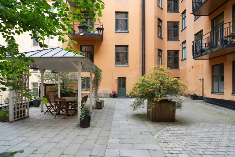 Bostadsrätt med 3 rum på Rörstrandsgatan 60 i Stockholm, bild 2 av 4