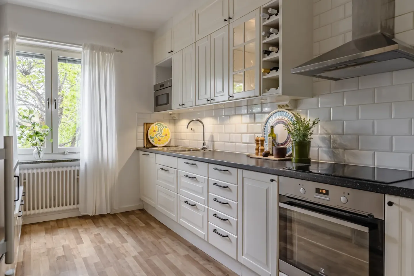 Bostadsrätt med 4 rum på Ulvsbygatan 3b i Karlstad, bild 2 av 4