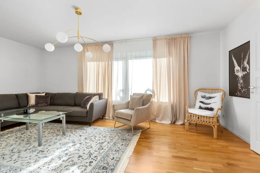 Bostadsrätt med 3 rum på Tornérvägen 7 i Järfälla, bild 3 av 4