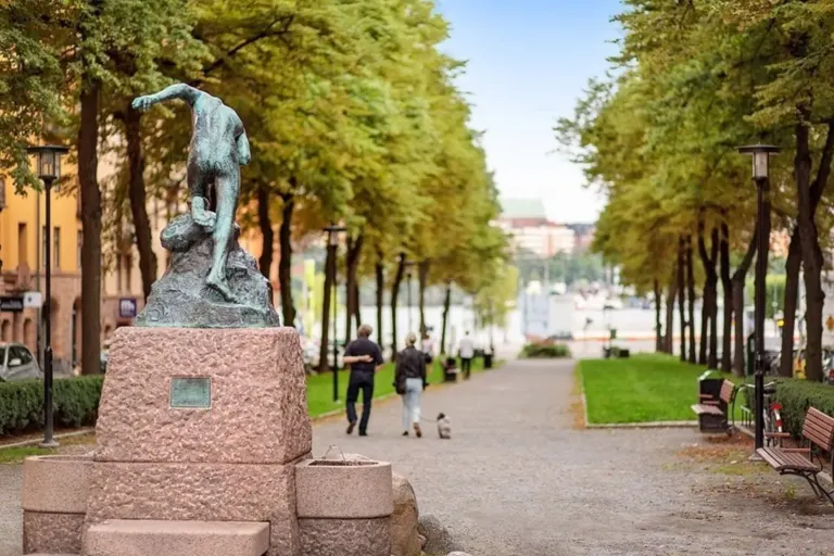 Bostadsrätt med 1 rum på Hantverkargatan 28A i Stockholm, bild 2 av 4