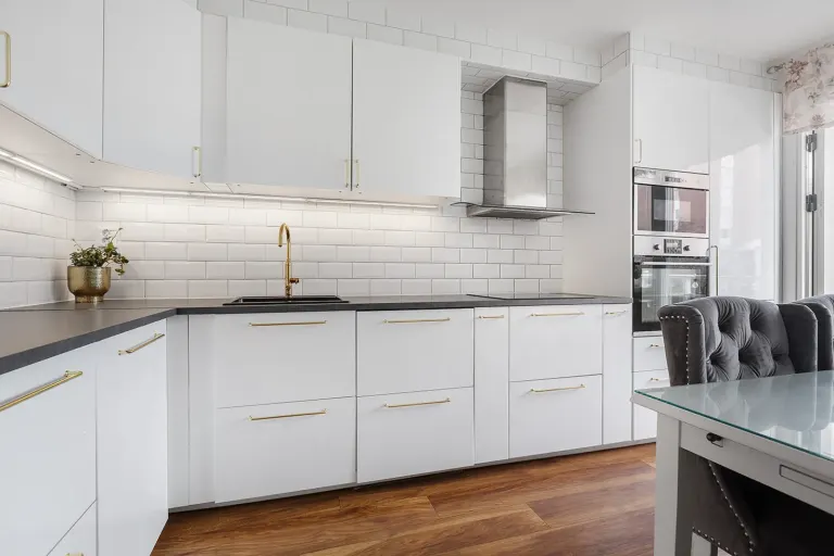 Bostadsrätt med 4 rum på Sveaborgsgatan 17 i Stockholm