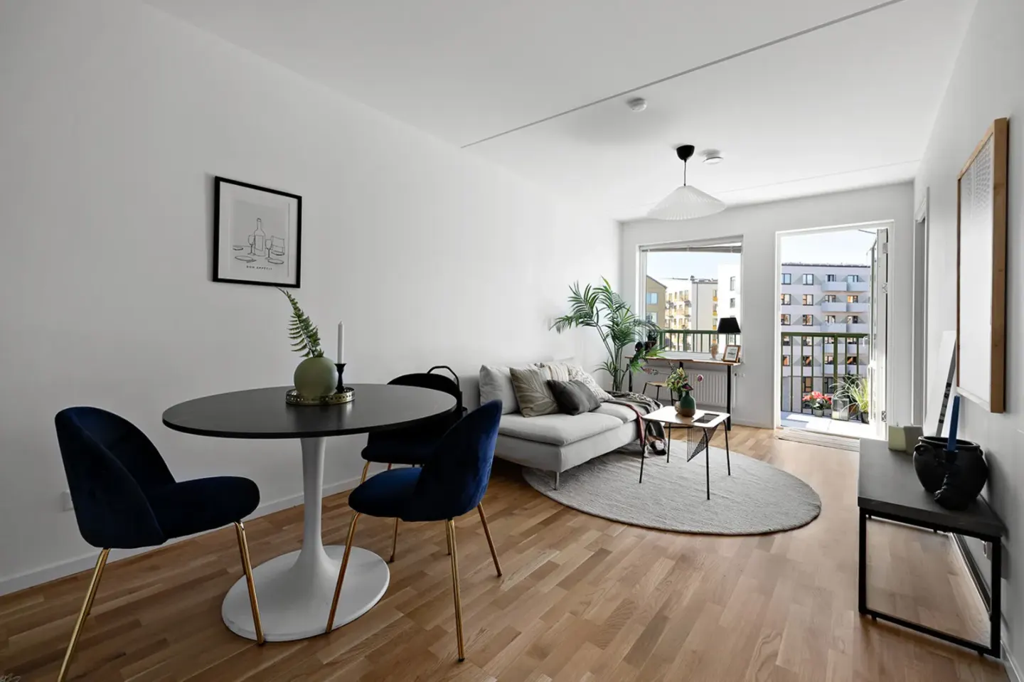 Bostadsrätt med 2 rum på Barkarbyvägen 96 i Järfälla, bild 4 av 4