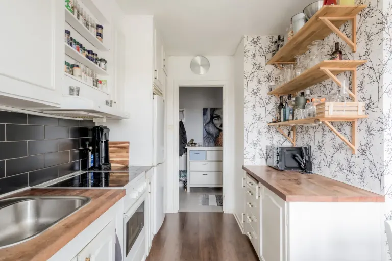 Bostadsrätt med 2 rum på Regeringsvägen 8B i Nyköping, bild 3 av 4