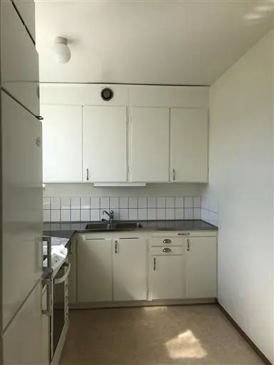 Hyresrätt med 3 rum på Lars Wivallius väg 147 i Örebro, bild 2 av 5
