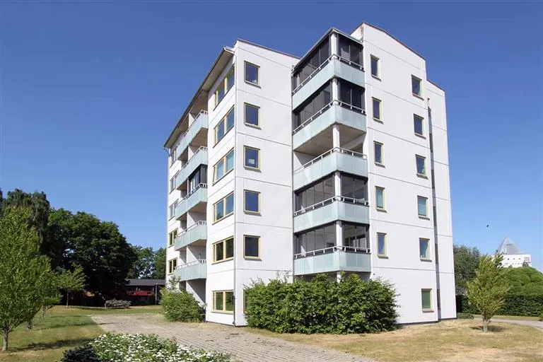 Hyresrätt med 3 rum på Ljungfällevägen 2 i Växjö, bild 2 av 2