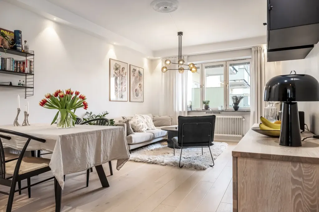 Bostadsrätt med 2 rum på Wadströmsgatan 14B i Norrköping, bild 2 av 4