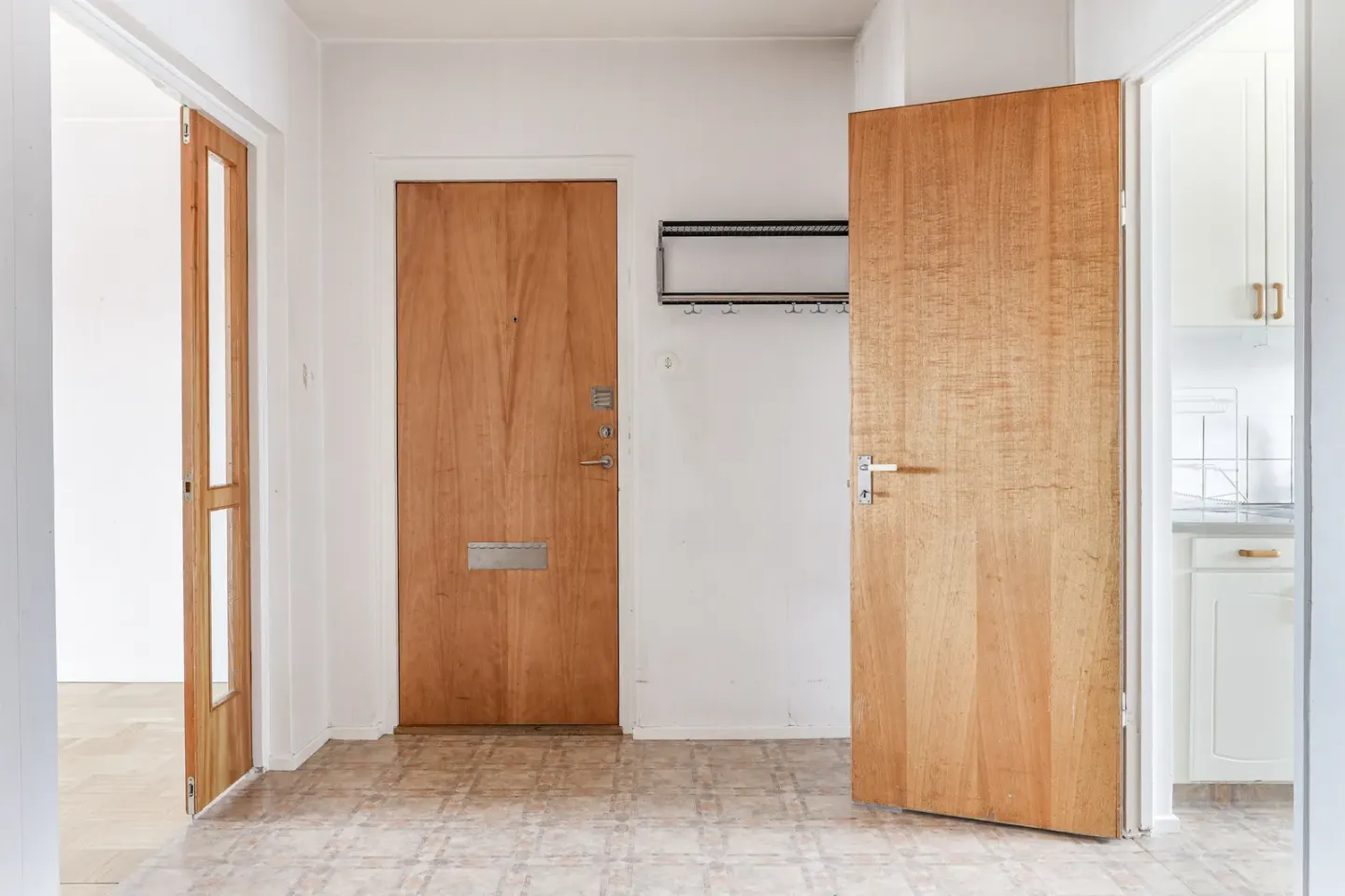 Bostadsrätt med 3 rum på Olympiavägen 9 i Örnsköldsvik, bild 2 av 4