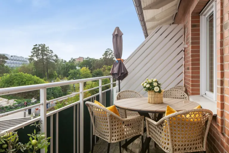 Bostadsrätt med 3 rum på Odenvägen 30B i Lidingö, bild 2 av 4