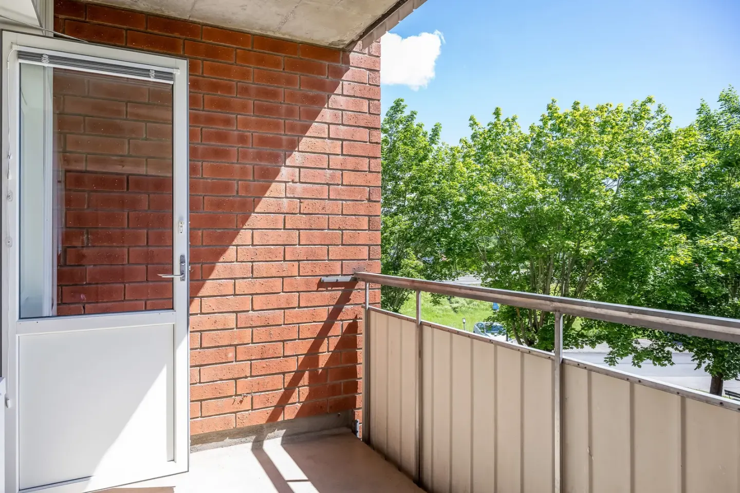Bostadsrätt med 1 rum på Backvägen 5A i Norrköping, bild 2 av 4