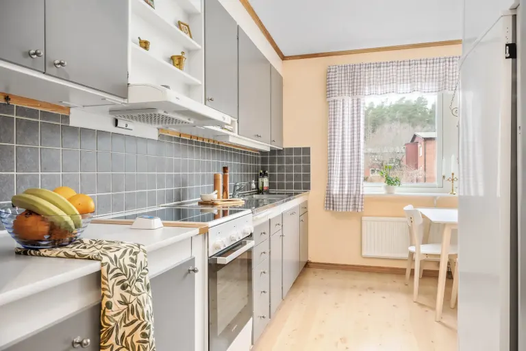 Bostadsrätt med 2 rum på Grebyvägen 29 i Norrköping, bild 3 av 4