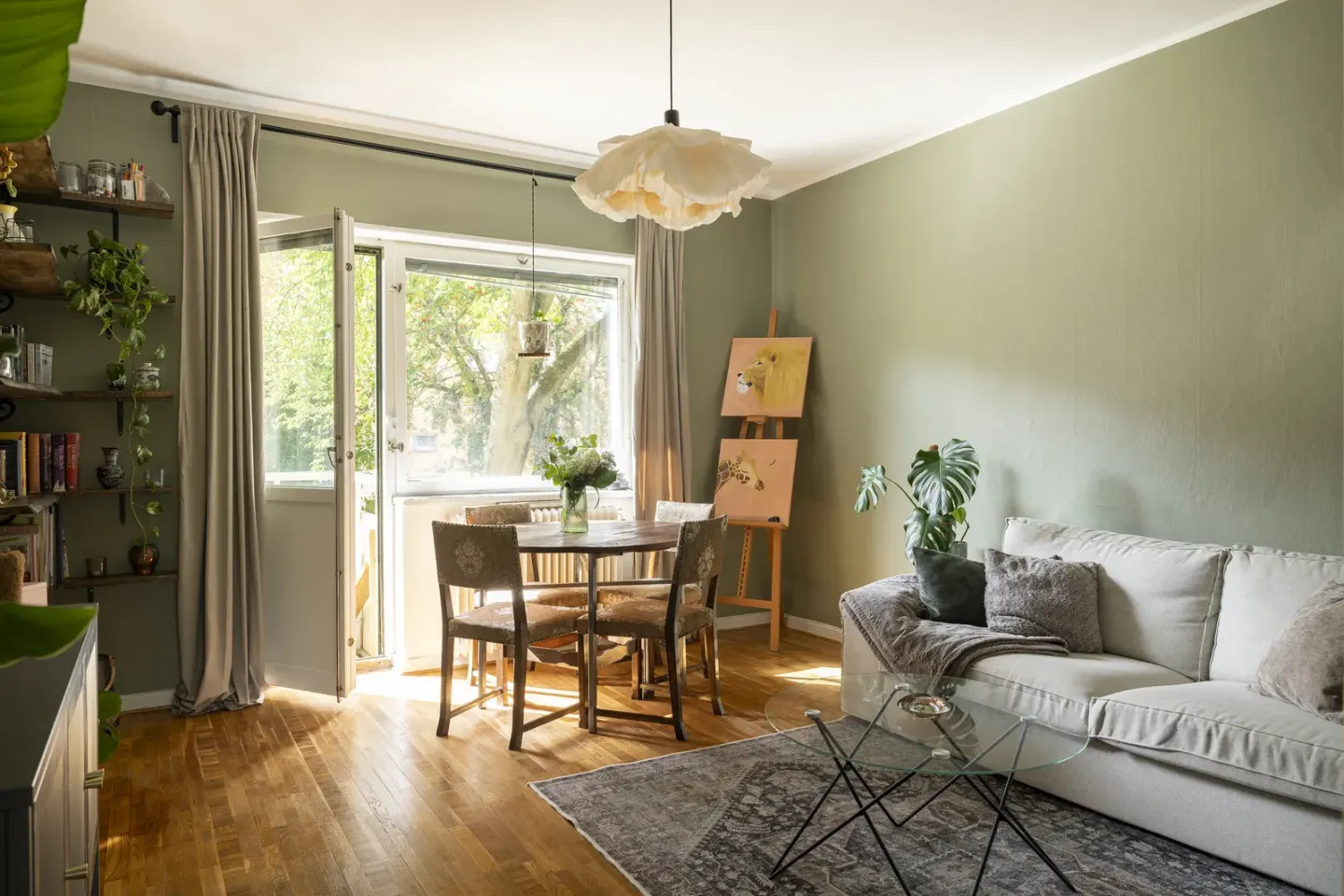 Bostadsrätt med 1,5 rum på Synålsvägen 3 i Stockholm, bild 3 av 4