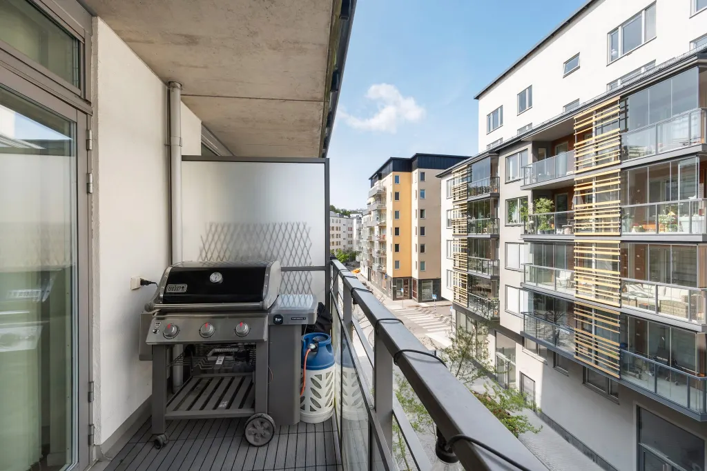 Bostadsrätt med 4 rum på Grönbrinksgatan 9 i Stockholm, bild 4 av 5