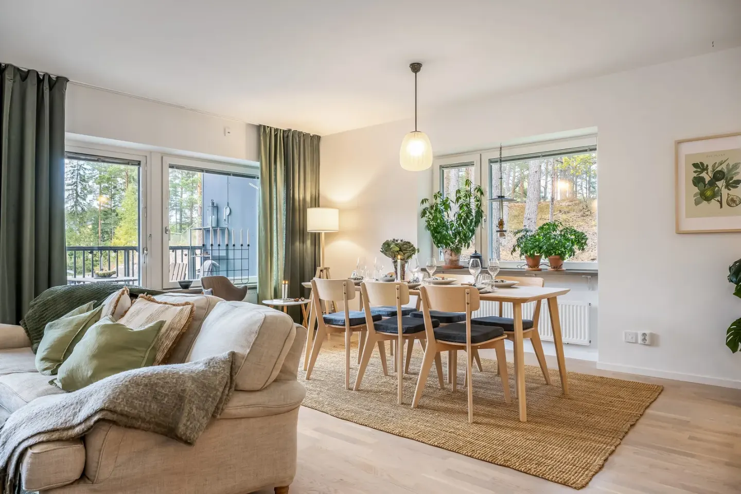 Bostadsrätt med 4 rum på Holmtorpsvägen 37 i Norrköping