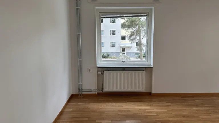 Hyresrätt med 2 rum på Karlavagnsgatan 5 i Västerås, bild 2 av 5