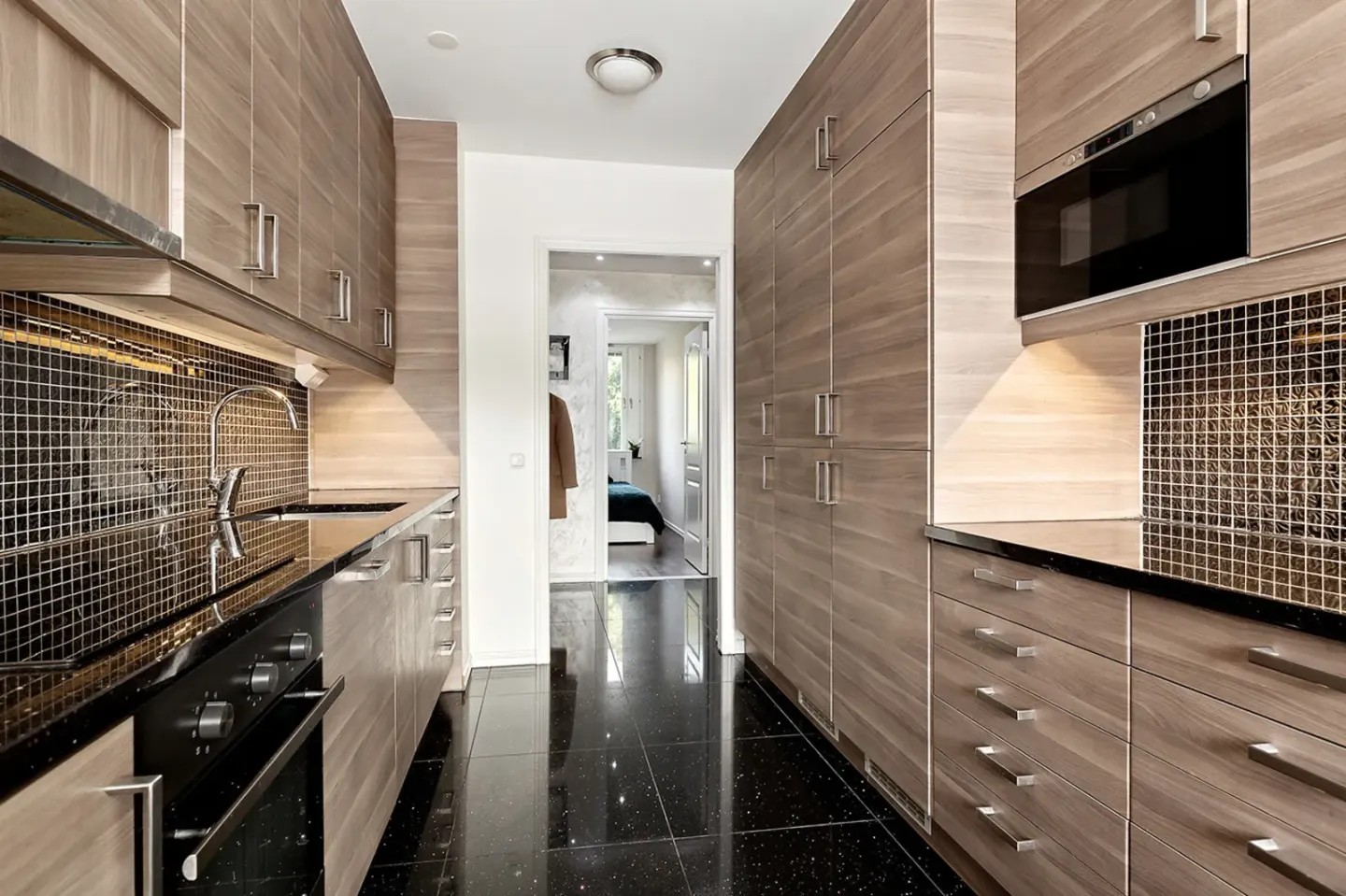 Bostadsrätt med 3 rum på Vibblabyvägen 7 i Järfälla, bild 3 av 4