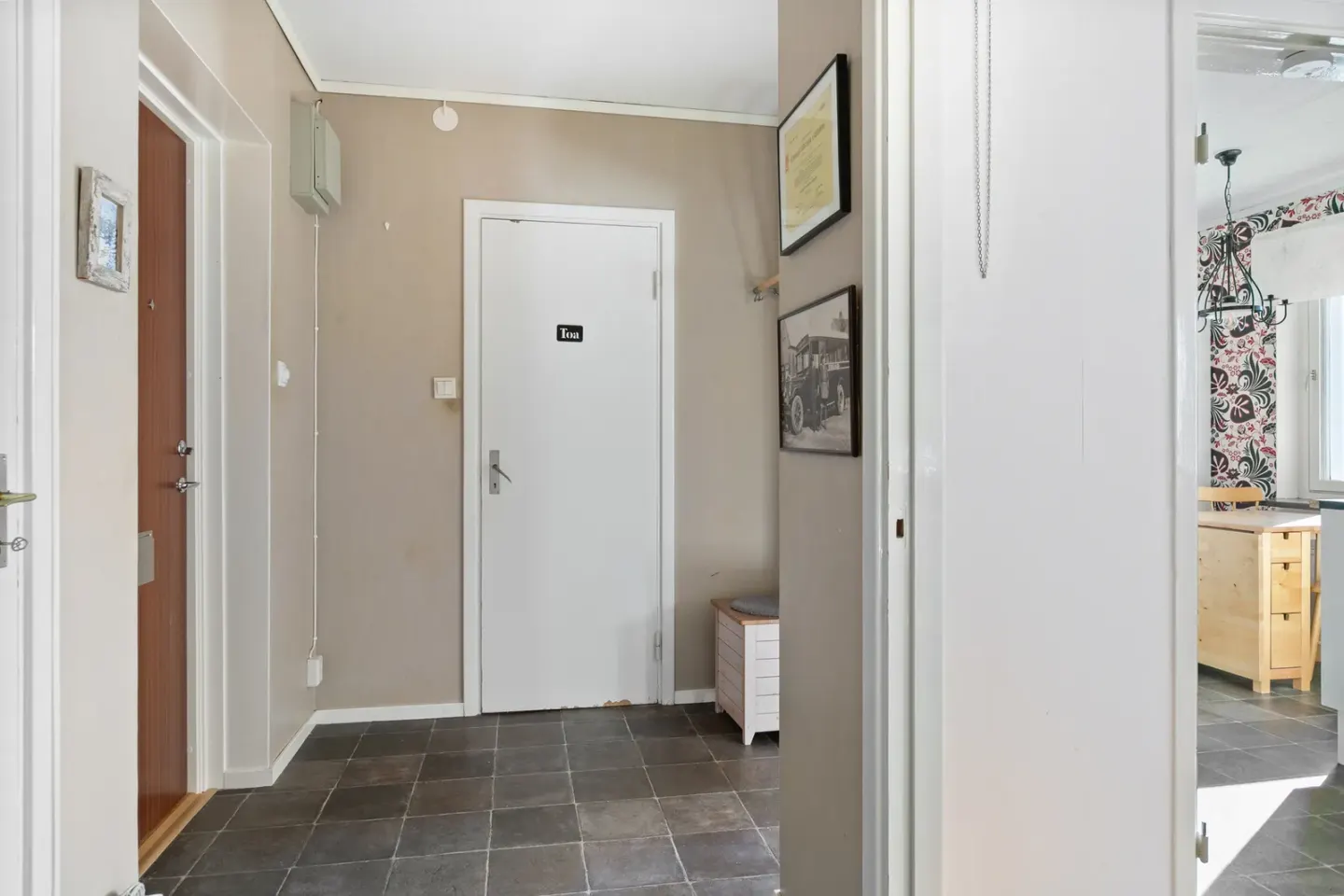 Bostadsrätt med 2 rum på Vikingavägen 16 i Sandviken, bild 3 av 4