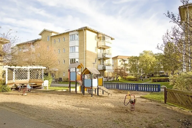 Bostadsrätt med 3 rum på Västertorpsvägen 148 i Stockholm